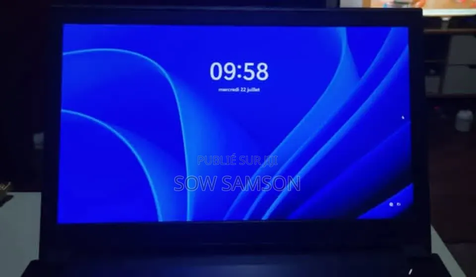 Nouveau HP 200 G4 128GB Intel Core Ultra 9 SSHD+SSD 16 GB