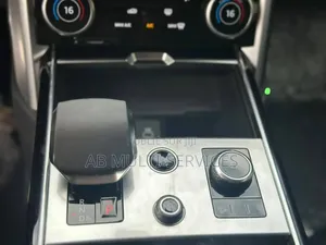 Land Rover Range Rover Vogue 2024 Noir