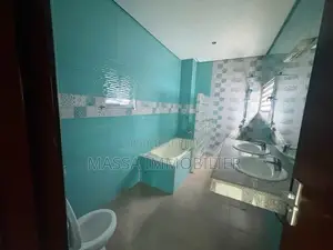 4chbre Appartement dans Massa Immobilier, Cocody à Louer
