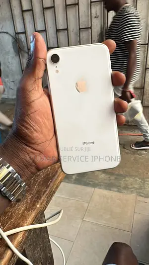 Nouveau Apple iPhone XR 64 GB Blanc