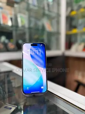 Nouveau Apple iPhone 15 256 GB Blanc