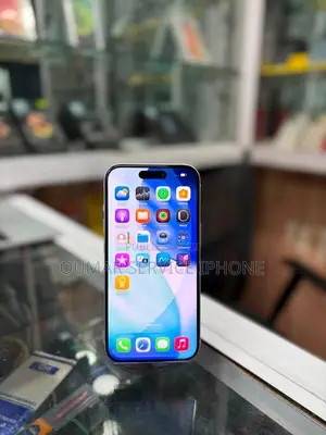 Nouveau Apple iPhone 15 256 GB Blanc