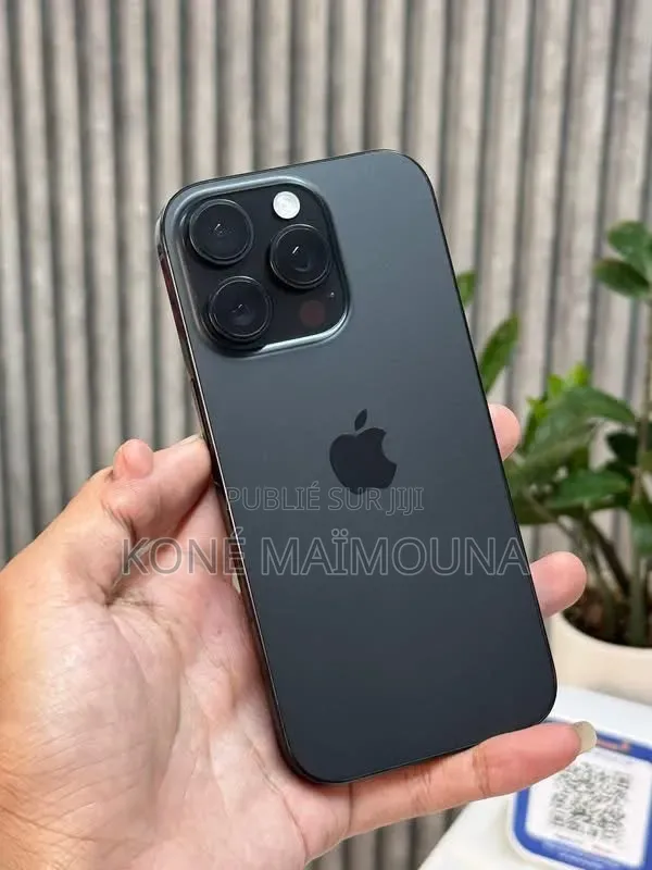 Nouveau Apple iPhone 16 Pro 128 GB Noir
