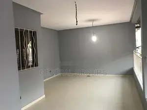 5chbre Duplex dans Presse Immobiliere D, Cocody à Louer