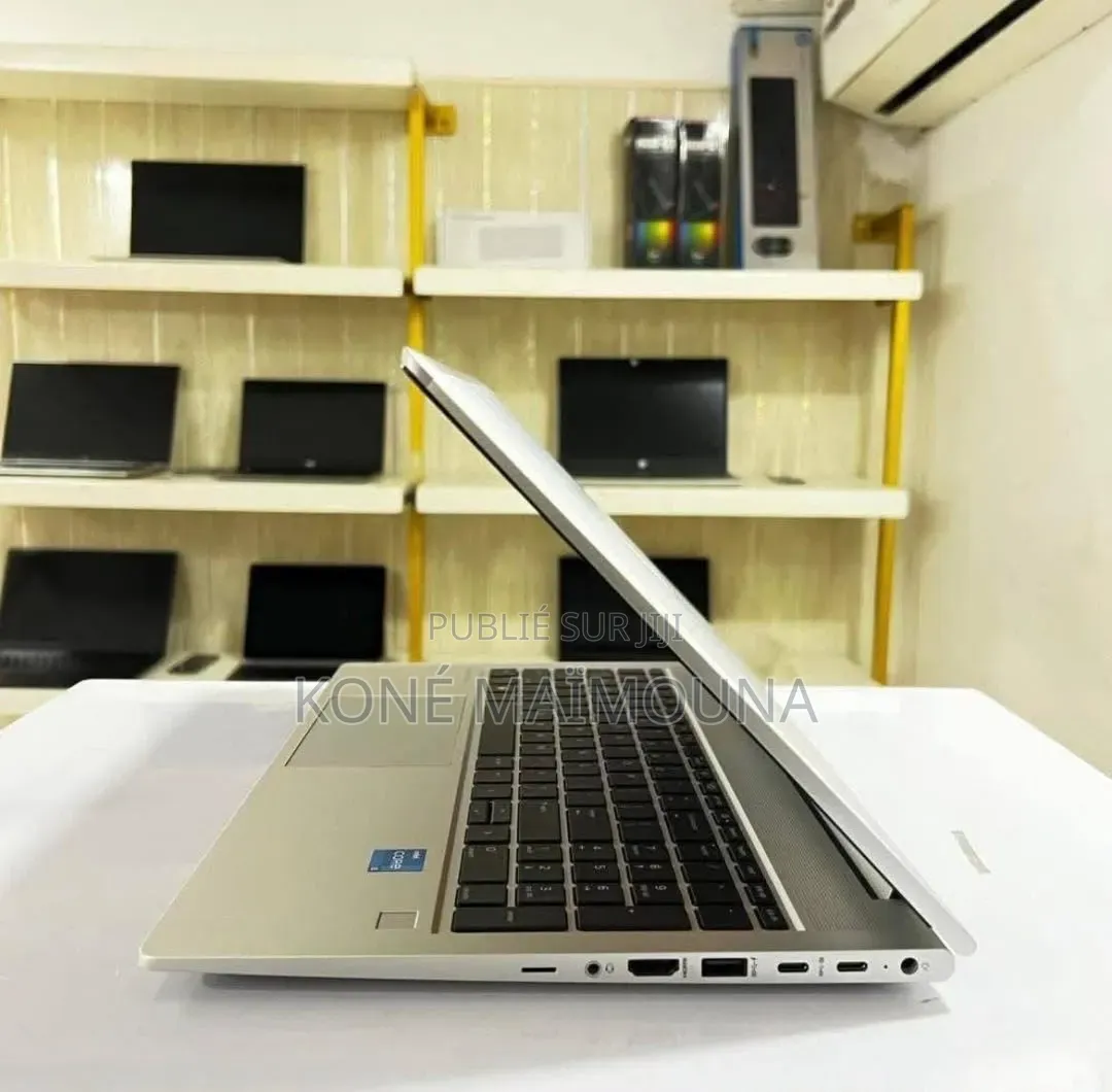 Nouveau HP EliteBook 840 G5 24GB Intel Core i9 HDD 1T