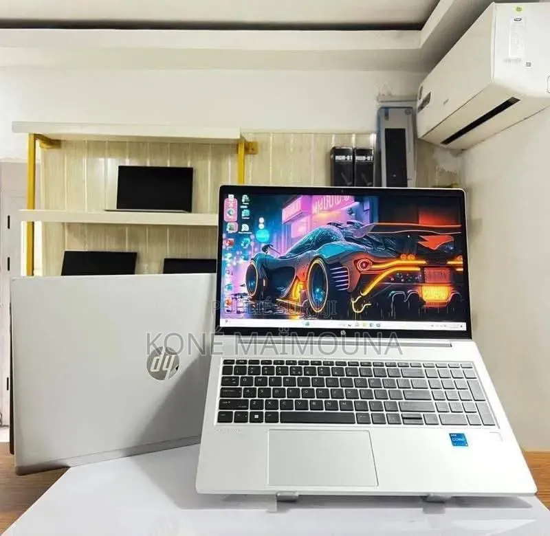 Nouveau HP EliteBook 840 G5 24GB Intel Core i9 HDD 1T