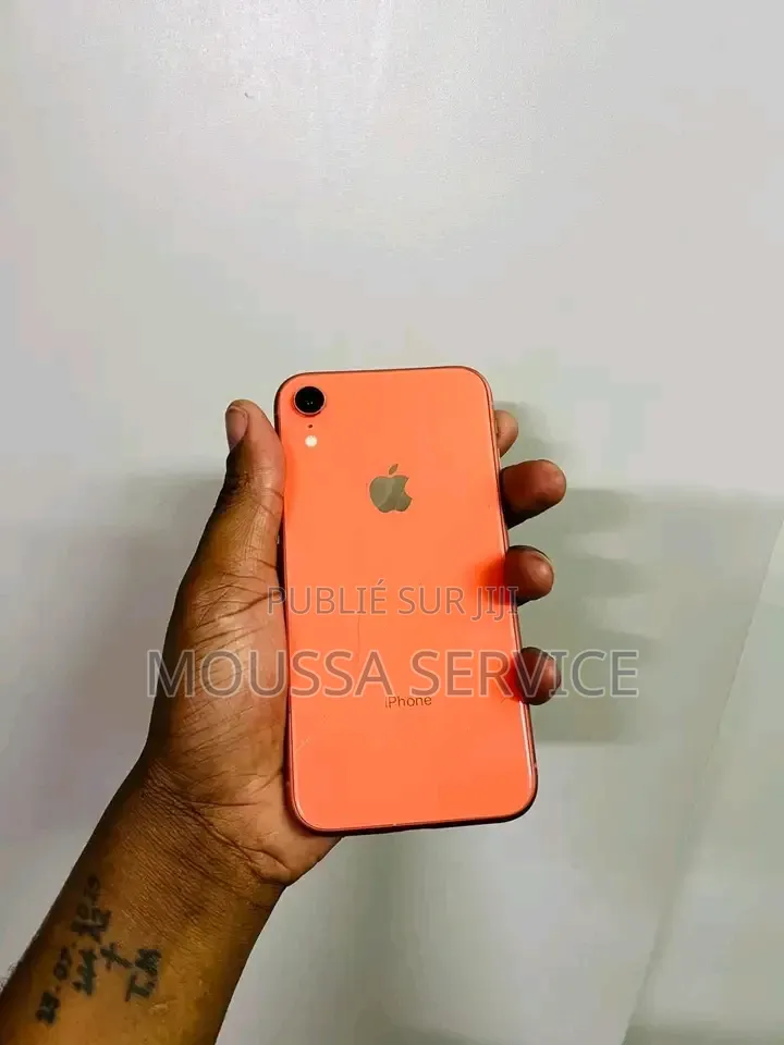 Nouveau Apple iPhone XR 64 GB Jaune