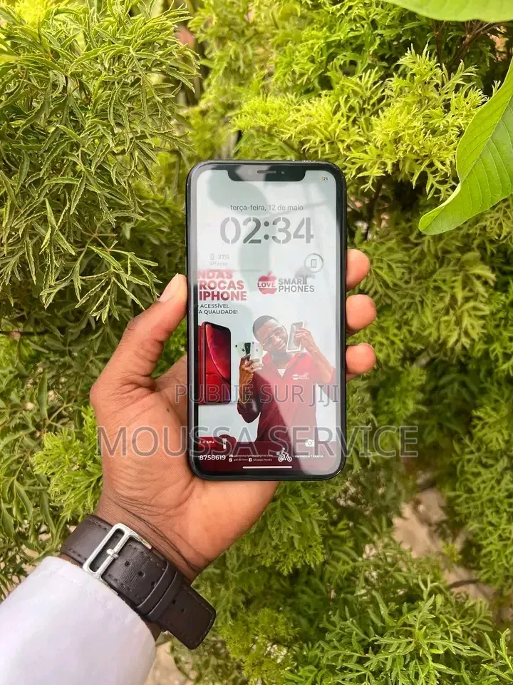 Nouveau Apple iPhone XR 64 GB Jaune