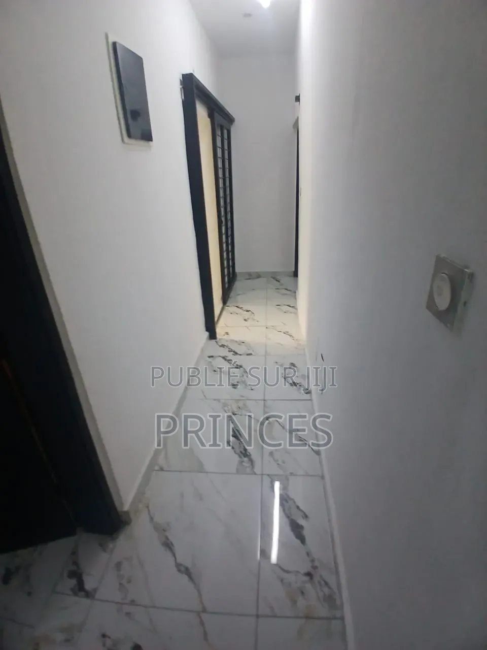 Meublé 5chbre Duplex dans Ange Immobilier, Cocody à Vendre