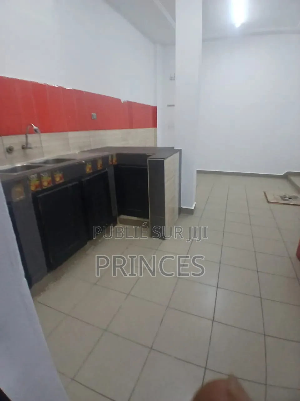 Meublé 5chbre Duplex dans Ange Immobilier, Cocody à Vendre