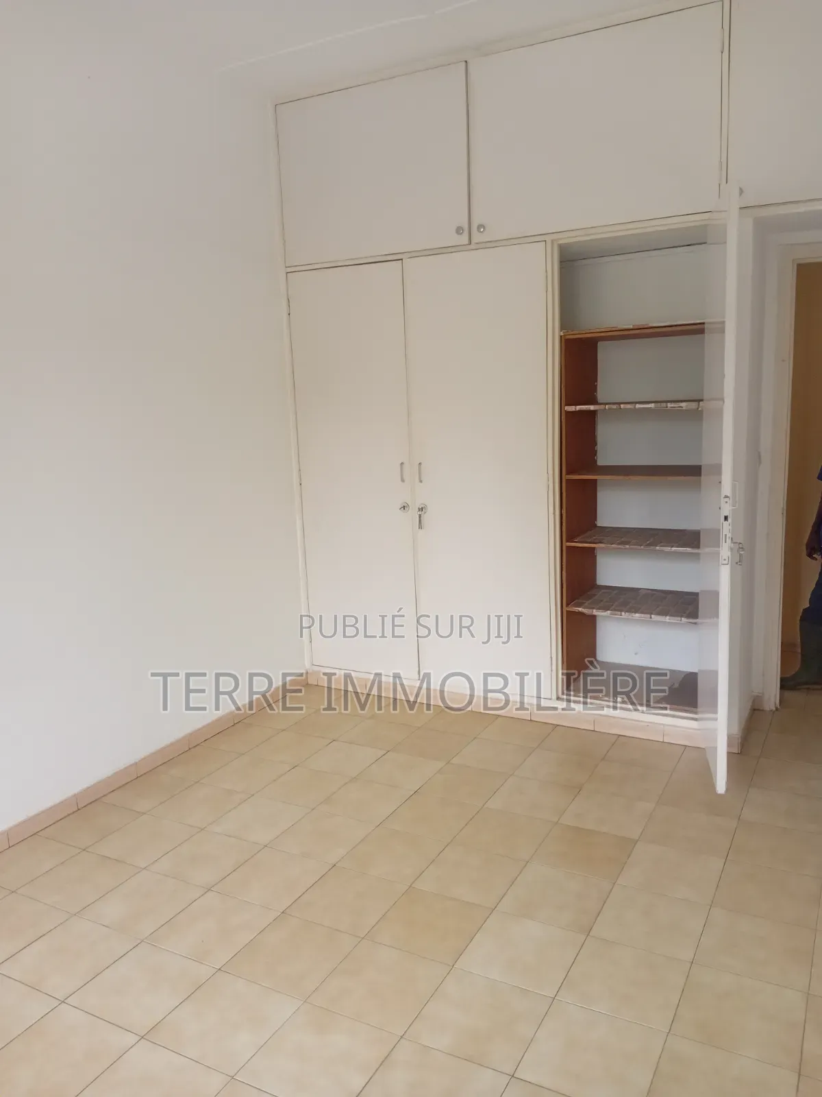 2chbre Villa dans La Terre Immobilière, Treichville à Louer