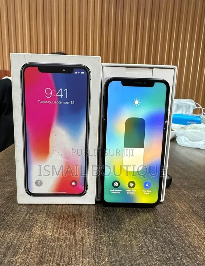 Nouveau Apple iPhone X 64 GB Noir