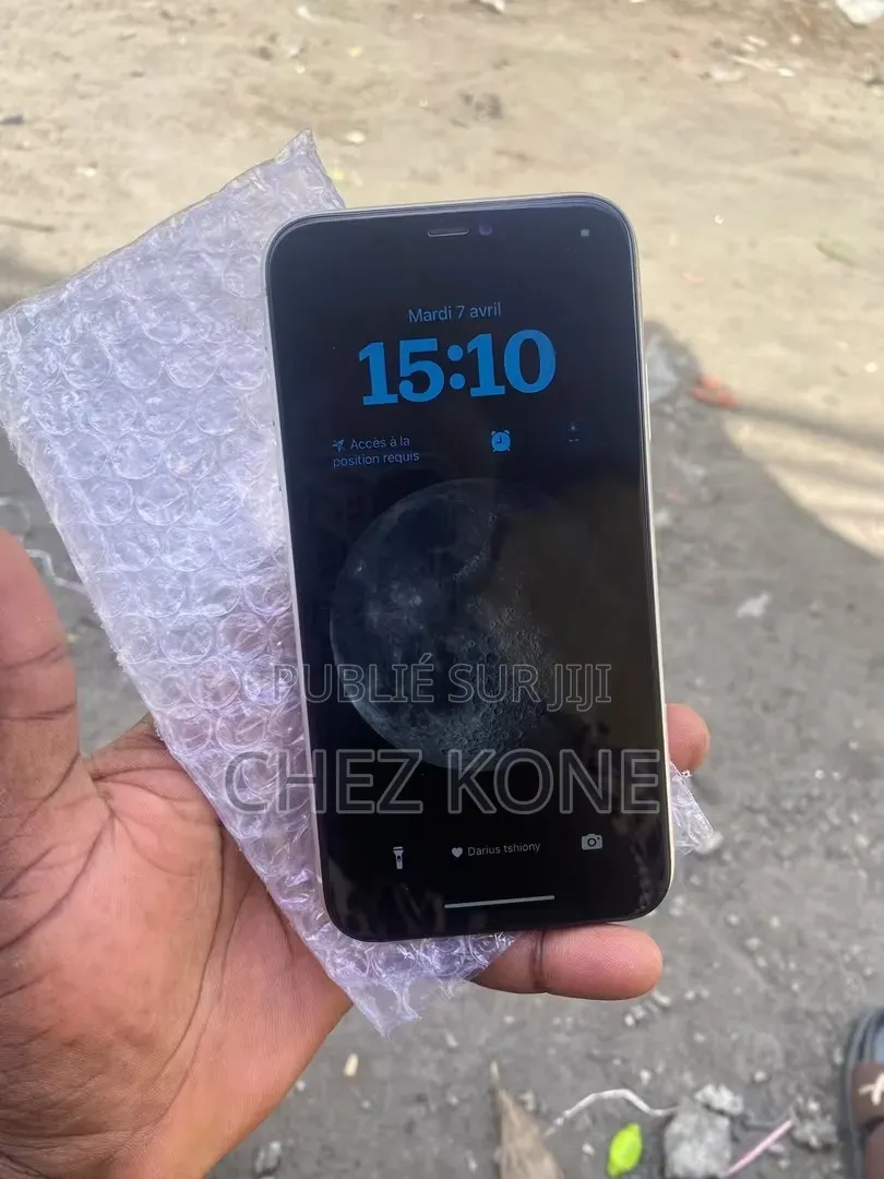 Nouveau Apple iPhone 11 64 GB Gris