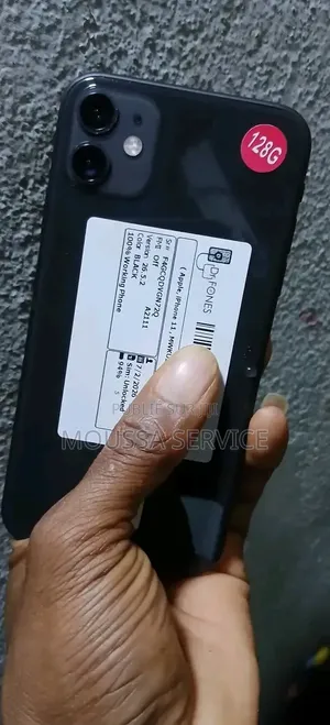 Nouveau Apple iPhone 11 64 GB Noir
