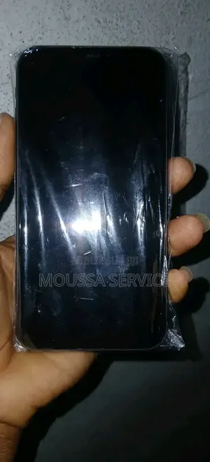 Nouveau Apple iPhone 11 64 GB Noir