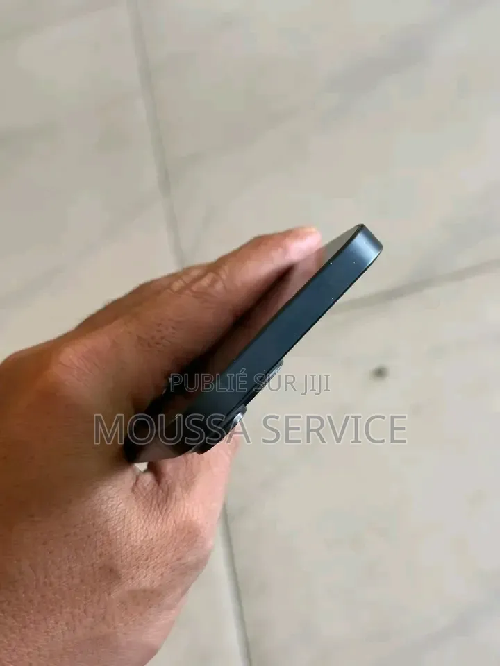 Nouveau Apple iPhone 14 256 GB Noir