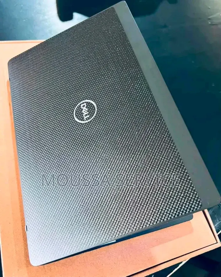 Nouveau Dell Latitude 5400 16GB Intel Core i5 HDD 512GB