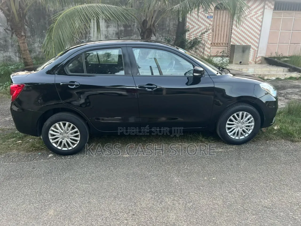 Suzuki Dzire 2024 Noir
