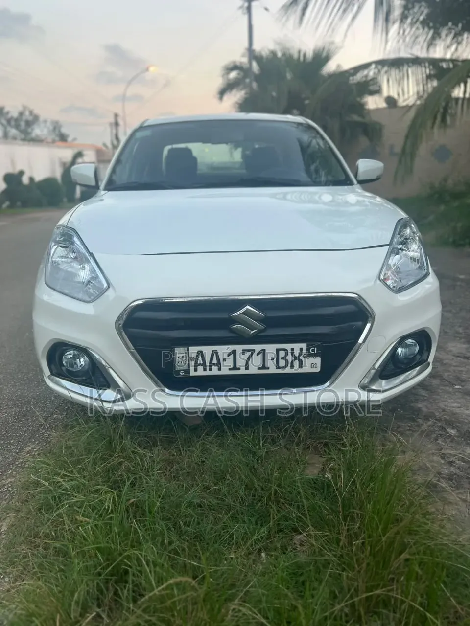 Suzuki Dzire 2024 Blanc