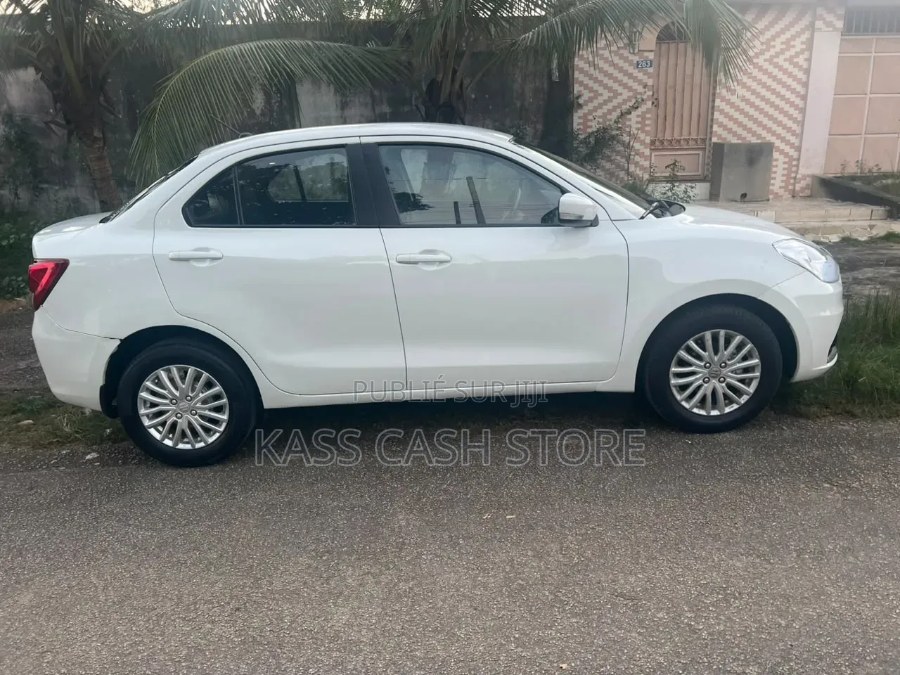 Suzuki Dzire 2024 Blanc