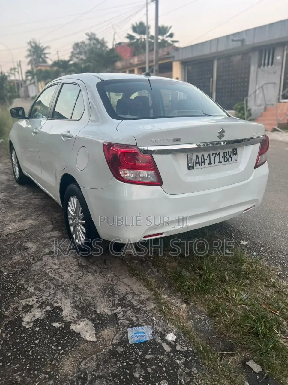 Suzuki Dzire 2024 Blanc