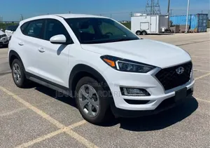 Nouveau Hyundai Tucson 2025 Blanc cassé