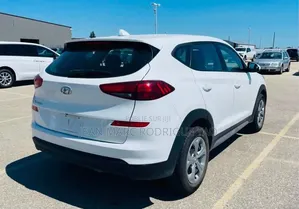 Nouveau Hyundai Tucson 2025 Blanc cassé