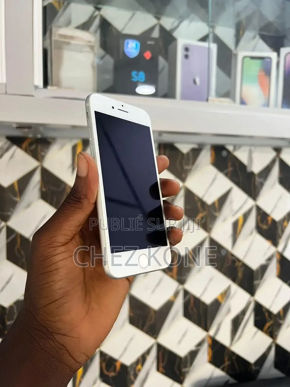 Nouveau Apple iPhone 7 32 GB Gris