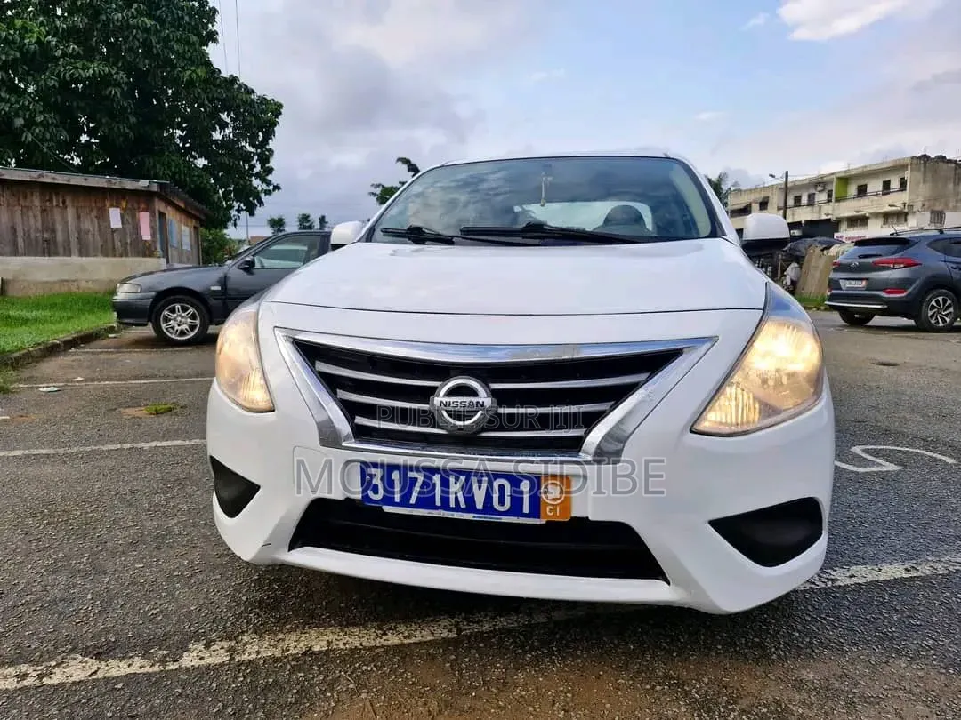 Nissan Sunny 2016 Blanc