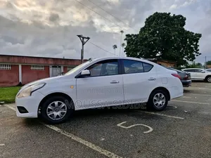 Nissan Sunny 2016 Blanc