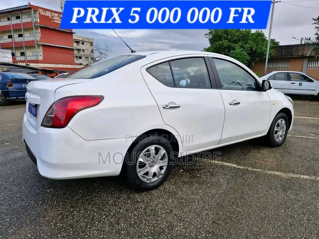 Nissan Sunny 2016 Blanc