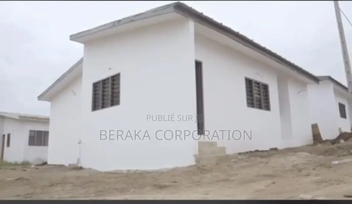 3chbre Villa dans Beraka Corporation, Bingerville à Vendre