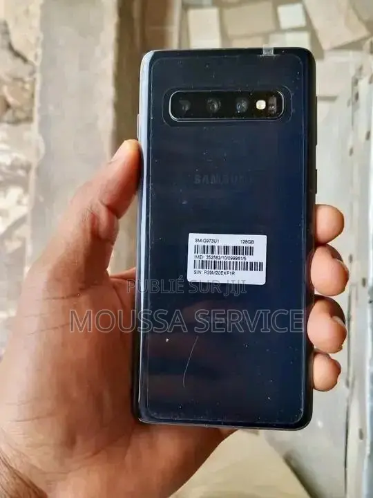 Nouveau Samsung Galaxy S10 Plus 128 GB Noir