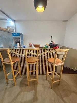 Meublé 4chbre Duplex dans Beraka Corporation, Cocody à Louer