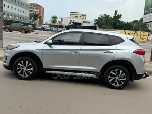 Hyundai Tucson SE 2021 Gris
