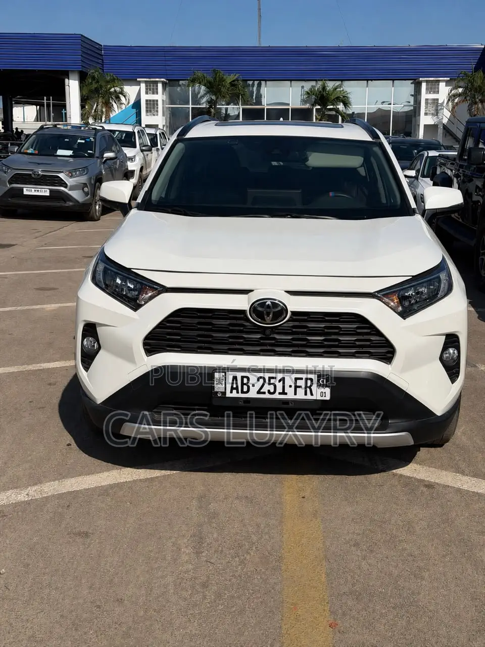 Toyota RAV4 XLE Premium 2021 Blanc