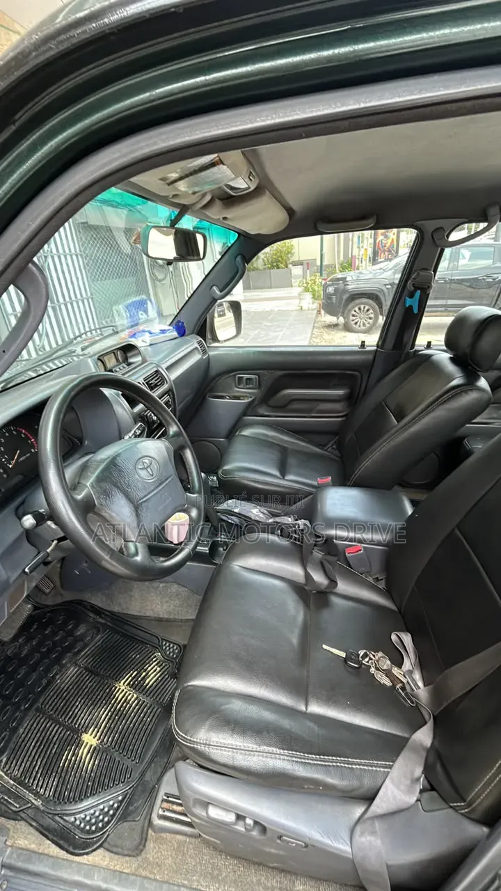 Toyota Land Cruiser Prado 1999 Vert