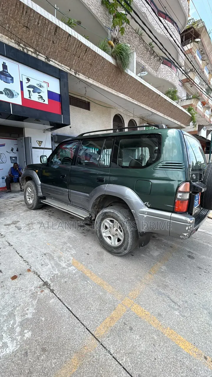 Toyota Land Cruiser Prado 1999 Vert