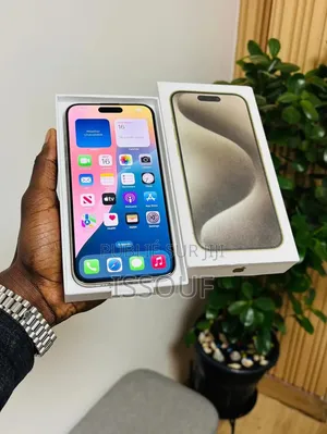 Nouveau Apple iPhone 15 Pro Max 512 GB Autre
