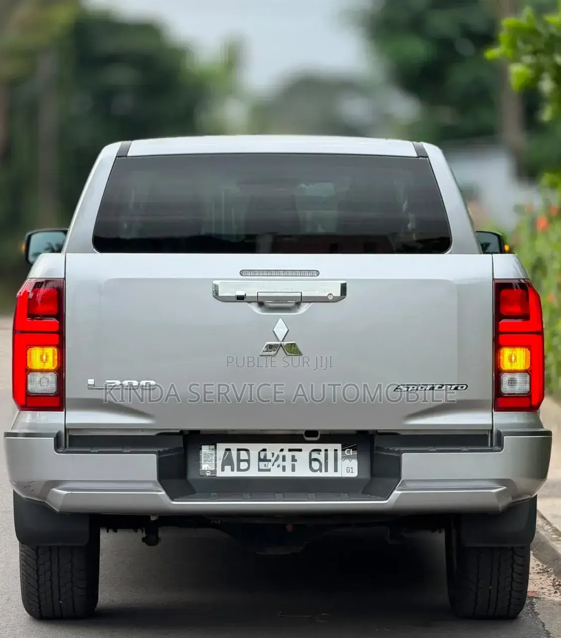 Mitsubishi Montero 2025 Gris