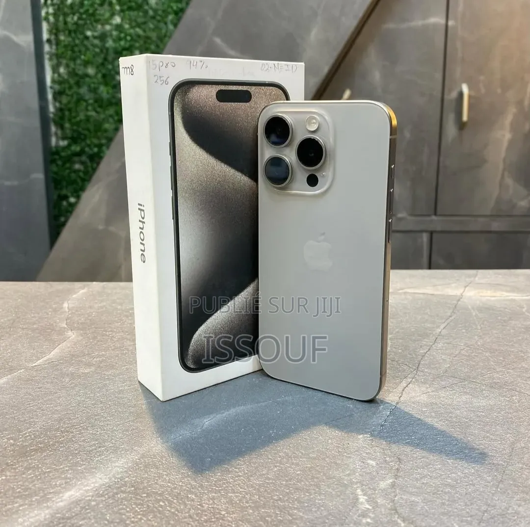 Nouveau Apple iPhone 15 Pro Max 512 GB Autre
