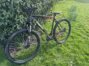 Vélo VTT Scraper