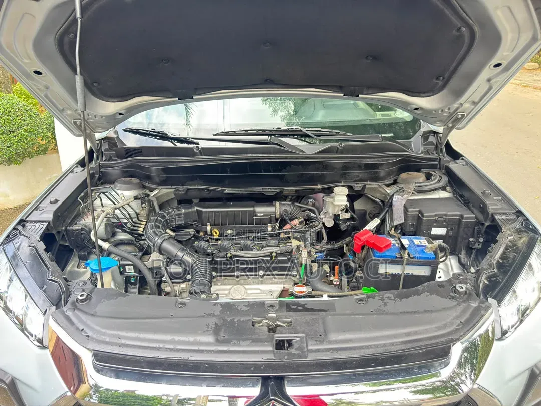 Suzuki Grand Vitara 2025 Gris