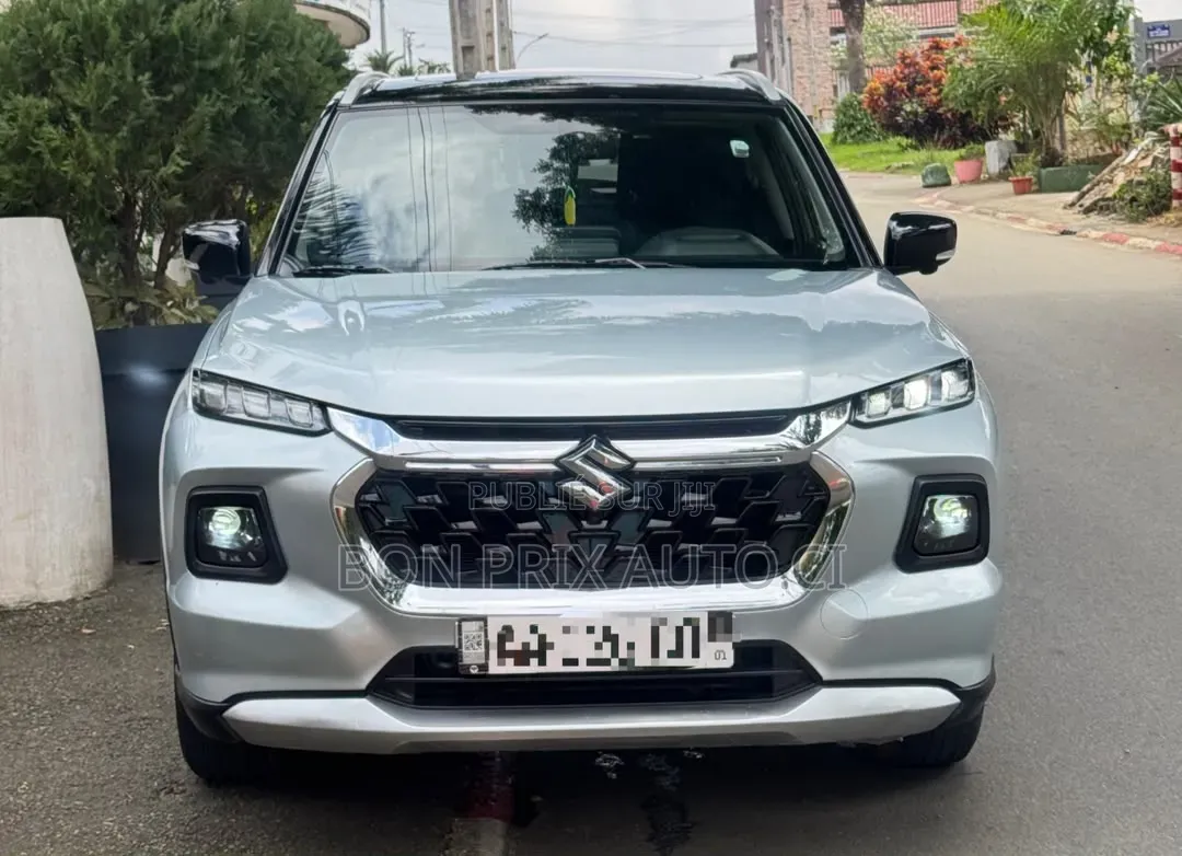 Suzuki Grand Vitara 2025 Gris