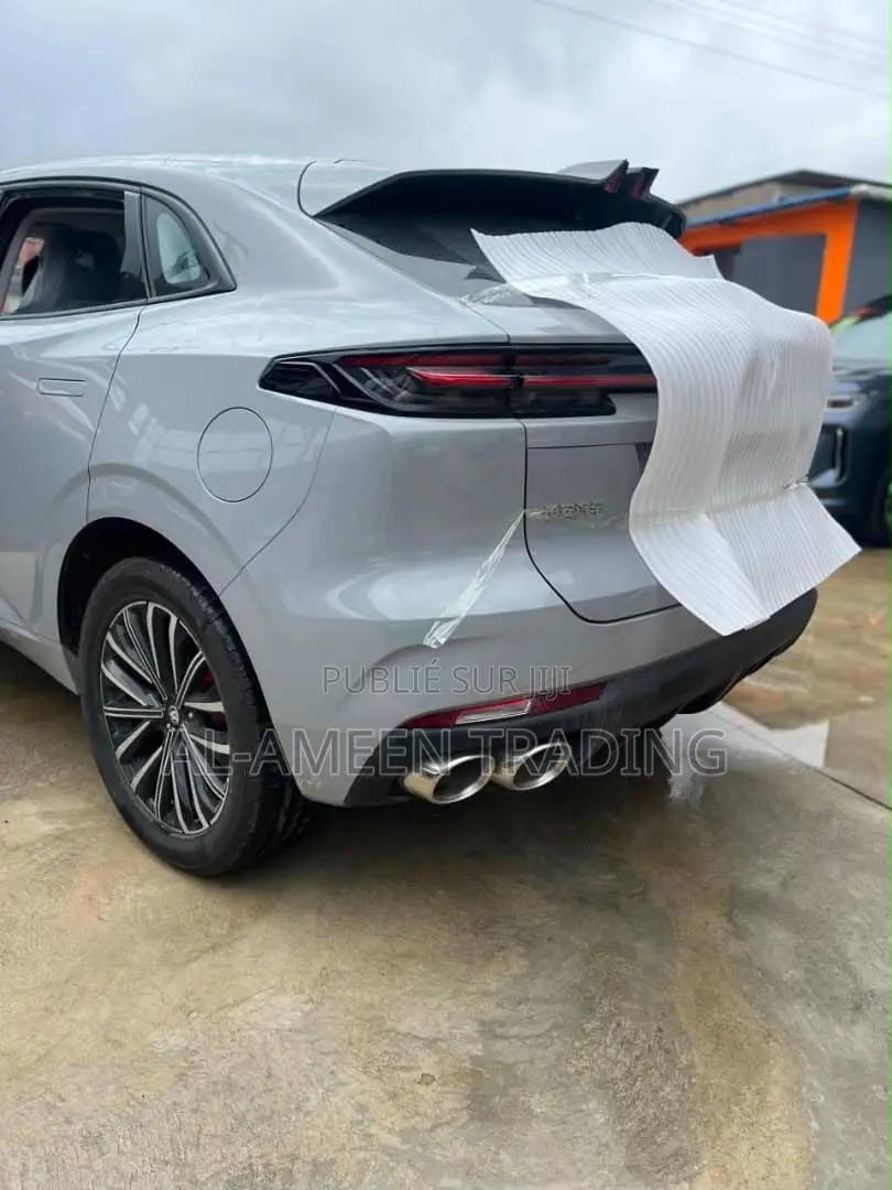 Nouveau Changan UNI-K 2.0 Petrol AWD 2025 Gris