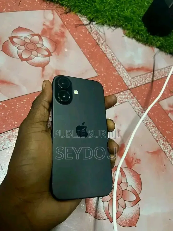 Nouveau Apple iPhone 16 256 GB Noir