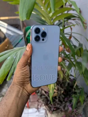 Nouveau Apple iPhone 13 128 GB Blanc