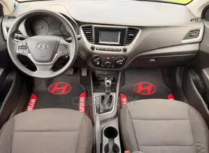 Hyundai Accent SE 2020 Bleu