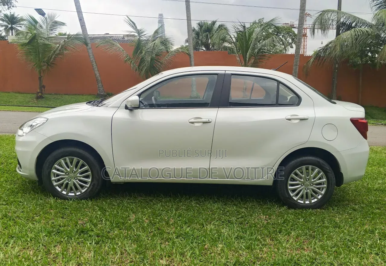 Suzuki Dzire 2023 Blanc