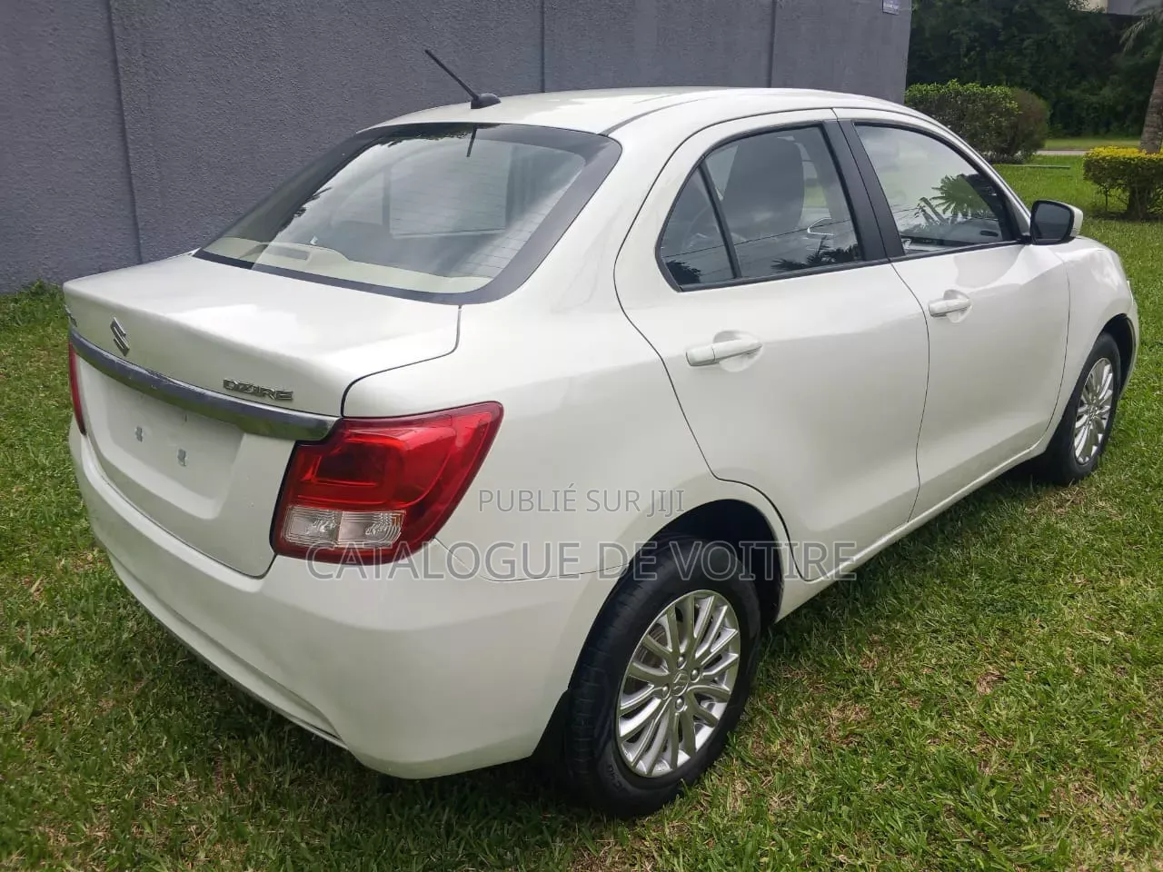 Suzuki Dzire 2023 Blanc